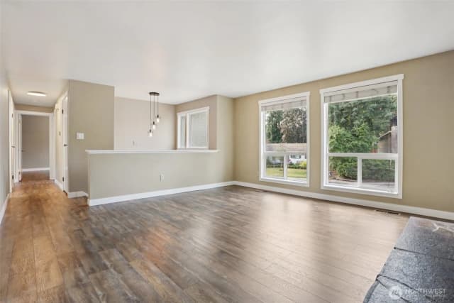 Property photo for 9726 Ne 128th Street, Kirkland photo 5