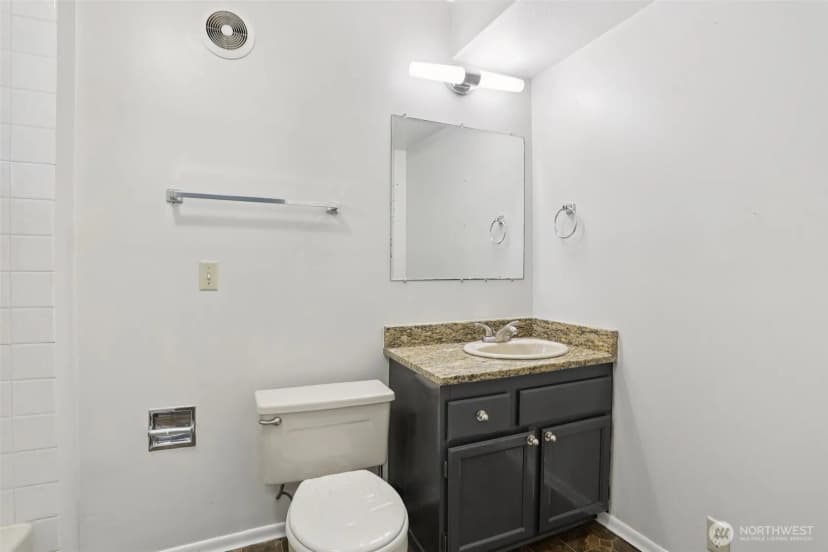 Property photo for 9726 Ne 128th Street, Kirkland photo 24