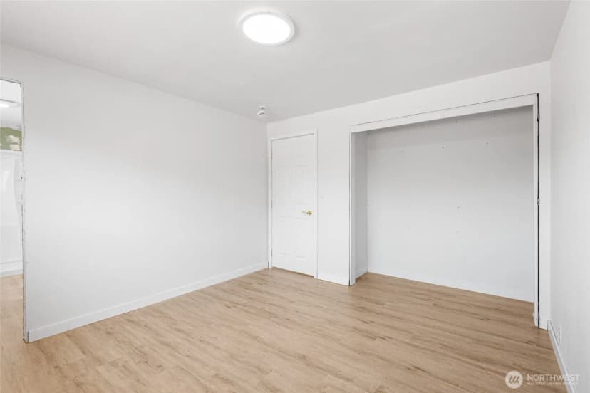 Property photo for 10420 59th Avenue S, Seattle photo 18
