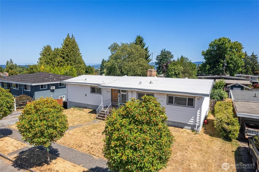 Property photo for 10420 59th Avenue S, Seattle photo 38