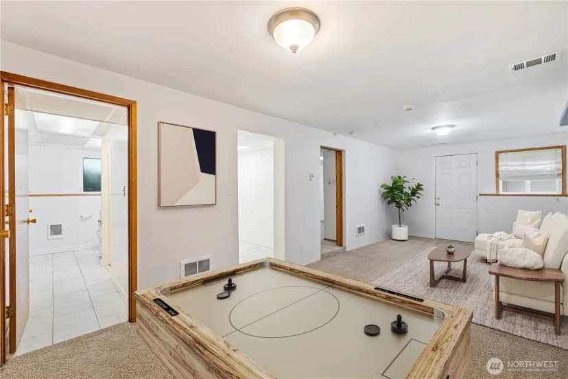 Property photo for 9526 234th Street Sw, Edmonds photo 13