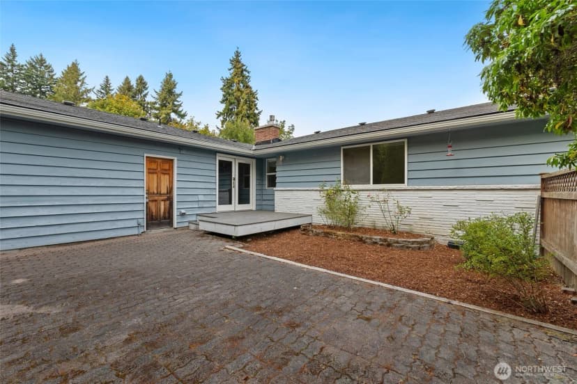 Property photo for 9526 234th Street Sw, Edmonds photo 18