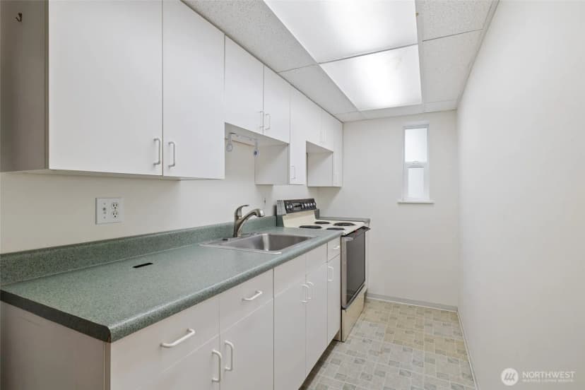Property photo for 9526 234th Street Sw, Edmonds photo 15