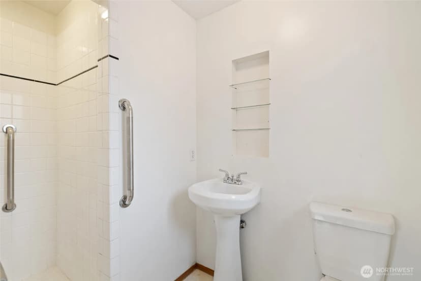 Property photo for 9526 234th Street Sw, Edmonds photo 9