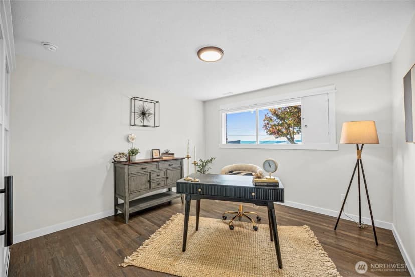 Property photo for 1741 N Jackson Avenue, Tacoma photo 12