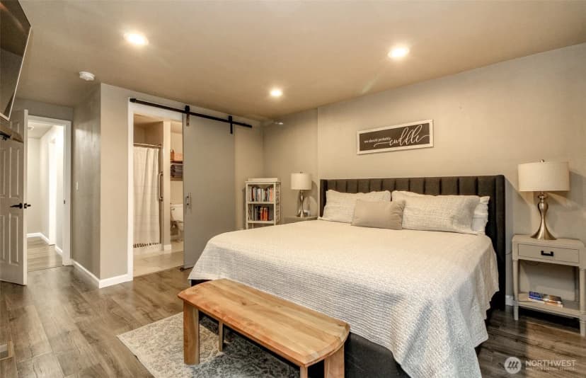 Property photo for 10009 120th Street Sw, Lakewood photo 17