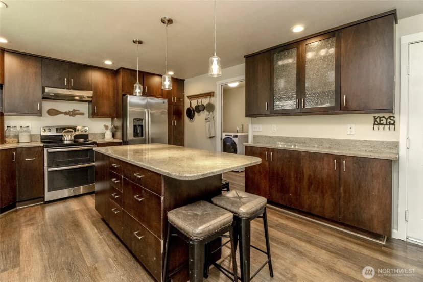 Property photo for 10009 120th Street Sw, Lakewood photo 12