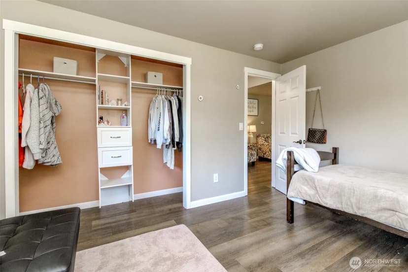 Property photo for 10009 120th Street Sw, Lakewood photo 22