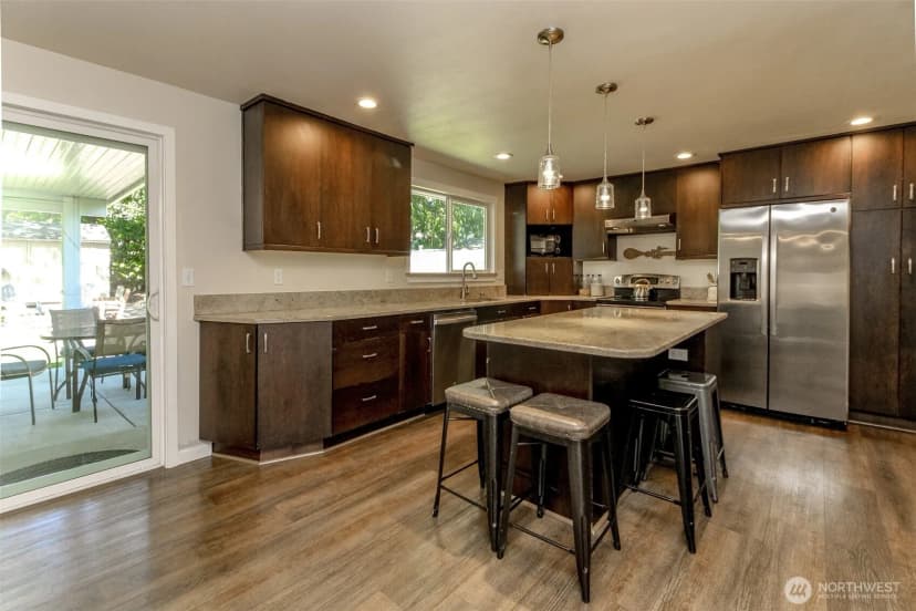 Property photo for 10009 120th Street Sw, Lakewood photo 24