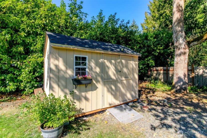 Property photo for 10009 120th Street Sw, Lakewood photo 37