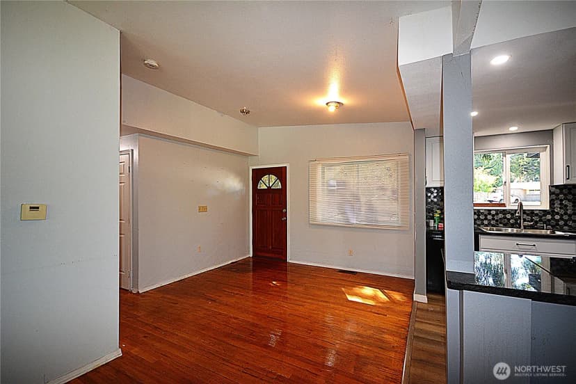 Property photo for 30208 4th Place Sw, Federal Way photo 10