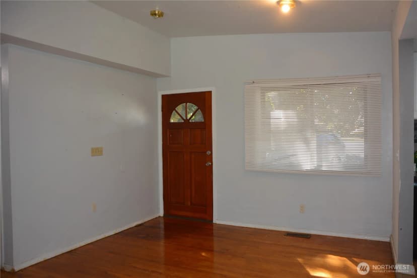 Property photo for 30208 4th Place Sw, Federal Way photo 12