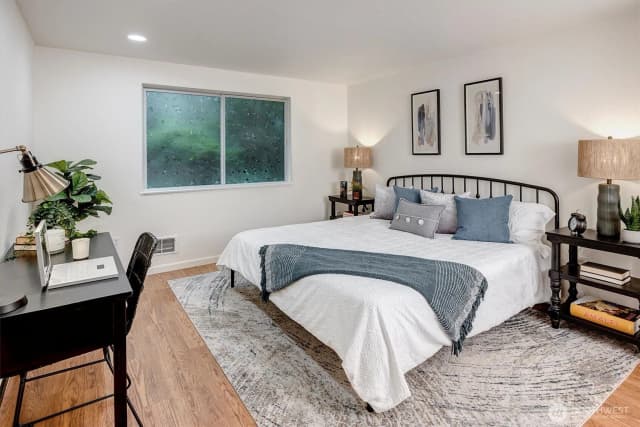 Property photo for 1732 157th Avenue Ne #b104, Bellevue photo 5