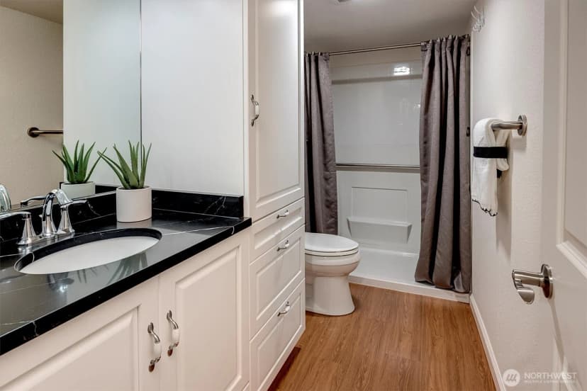 Property photo for 1732 157th Avenue Ne #b104, Bellevue photo 8