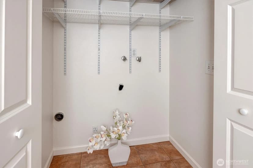 Property photo for 1732 157th Avenue Ne #b104, Bellevue photo 9