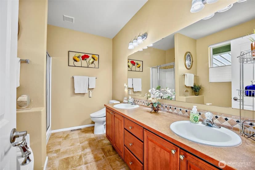 Property photo for 8601 Webster Drive Ne, Lacey photo 17