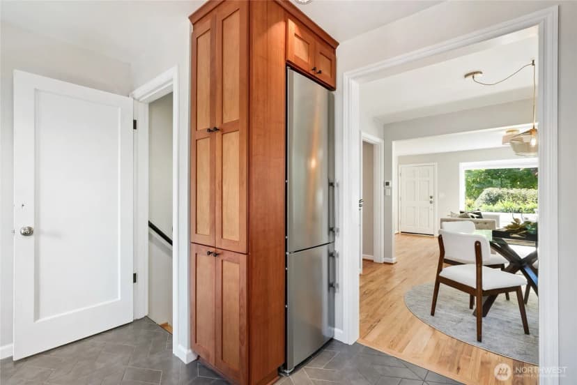 Property photo for 8034 17th Ave Nw, Seattle photo 10