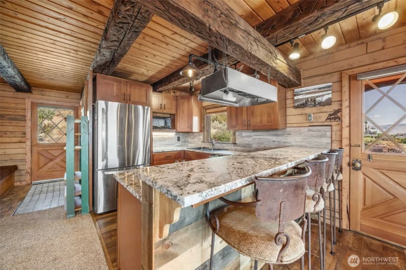 Property photo for 114 Stormy Mountain Wy, Chelan photo 19