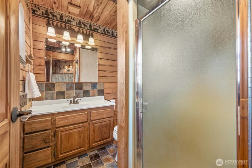 Property photo for 114 Stormy Mountain Wy, Chelan photo 30