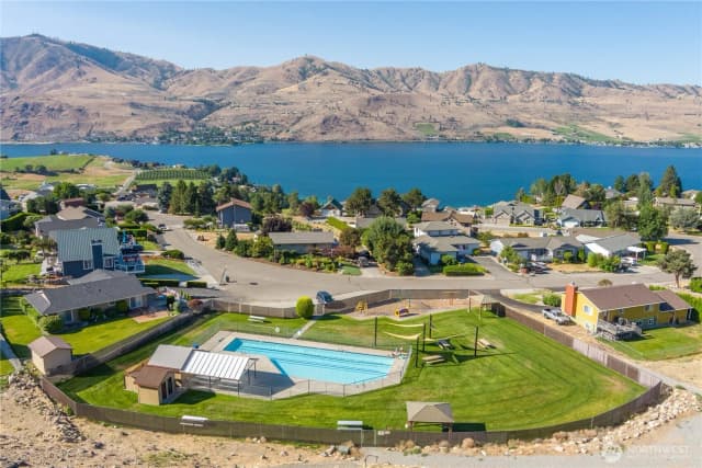 Property photo for 114 Stormy Mountain Wy, Chelan photo 5