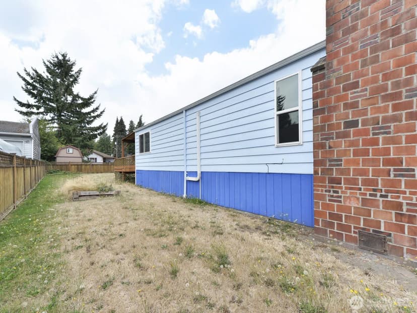 Property photo for 13417 1st Avenue Sw, Burien photo 22