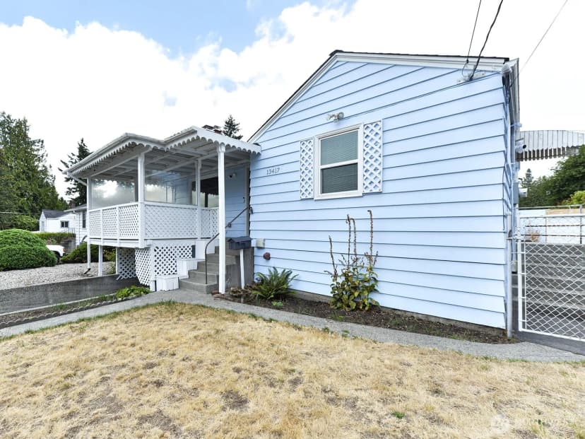 Property photo for 13417 1st Avenue Sw, Burien photo 2