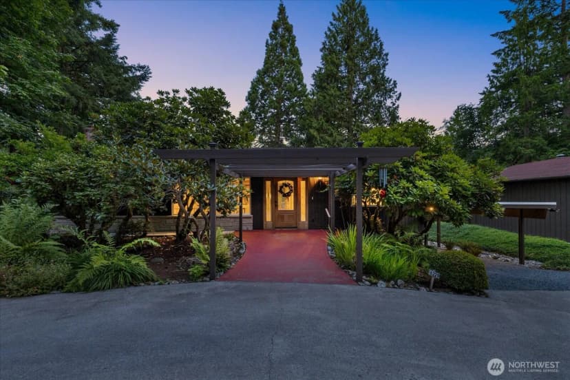 Property photo for 16229 Ne Woodinville Duvall Road, Woodinville photo 5
