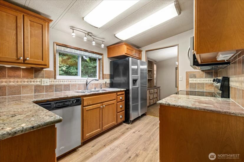 Property photo for 16229 Ne Woodinville Duvall Road, Woodinville photo 35