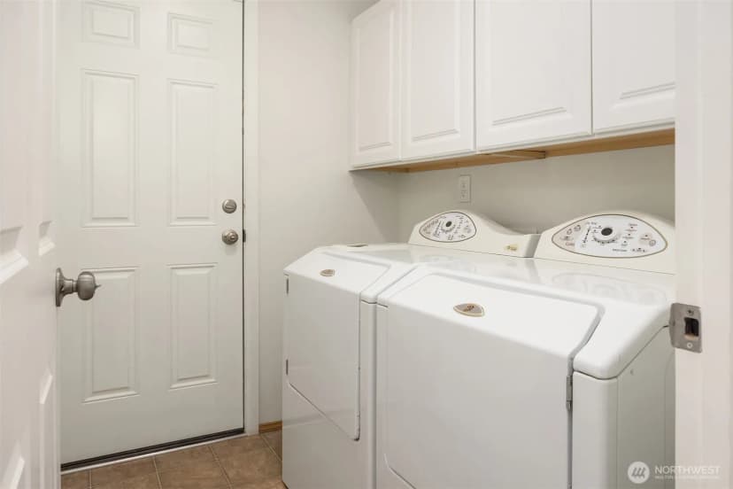 Property photo for 2434 233rd Place Ne, Sammamish photo 16