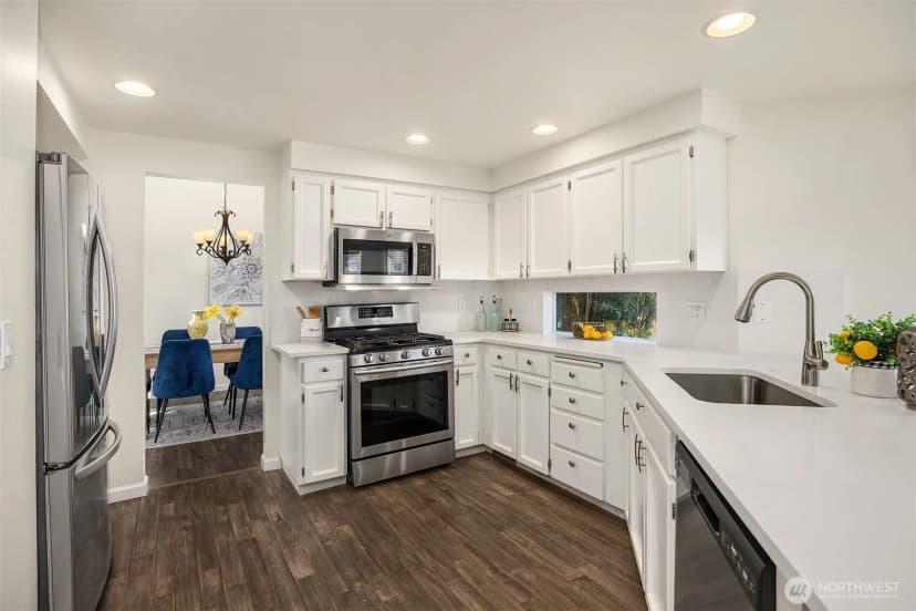 Property photo for 2434 233rd Place Ne, Sammamish photo 10