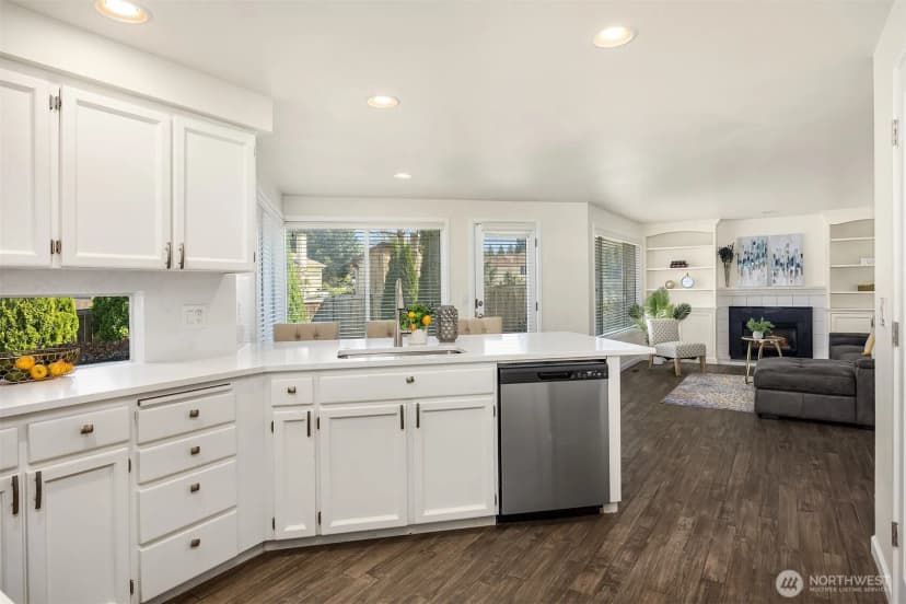 Property photo for 2434 233rd Place Ne, Sammamish photo 9
