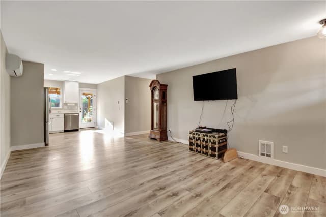 Property photo for 915 Givens Avenue, Darrington photo 5