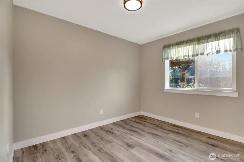 Property photo for 915 Givens Avenue, Darrington photo 11