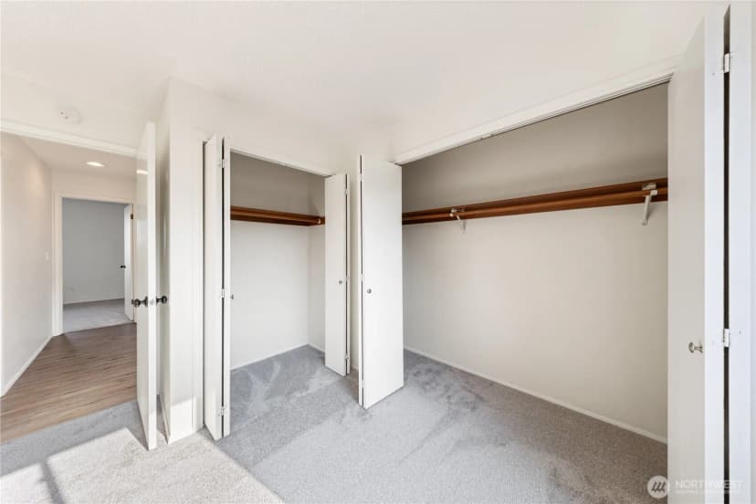 Property photo for 691 E Maplewood Loop, Oak Harbor photo 18