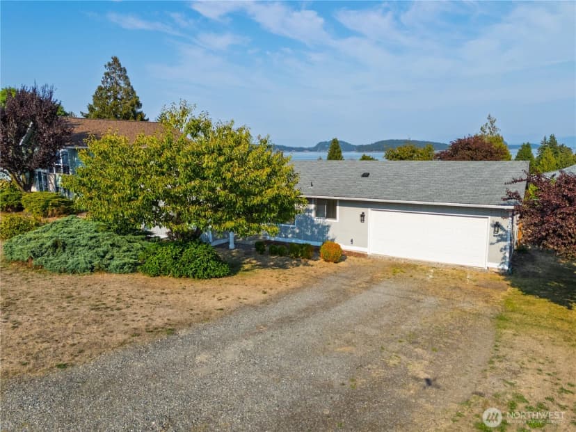 Property photo for 691 E Maplewood Loop, Oak Harbor photo 35