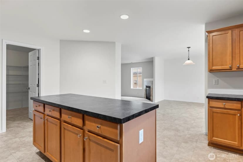 Property photo for 17912 97th Lane E, Puyallup photo 4