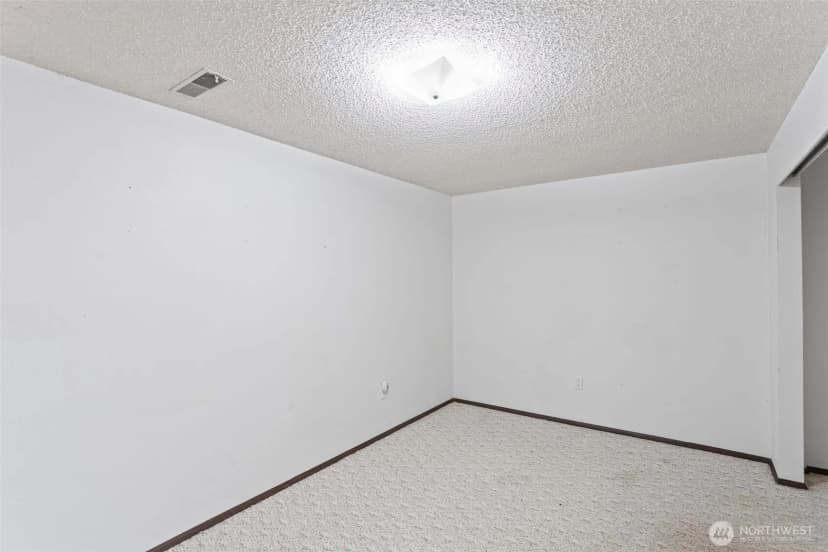 Property photo for 4613 Basswood Court Se, Port Orchard photo 16