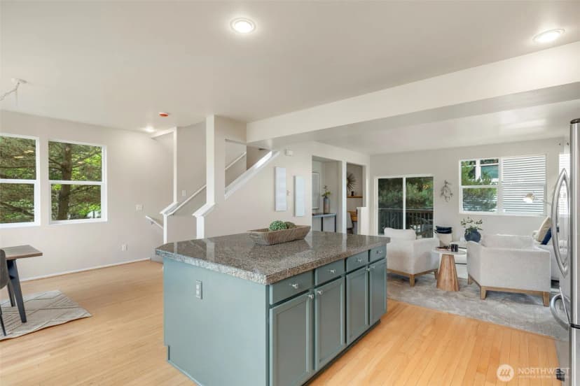 Property photo for 2818 Sw Graham Street, Seattle photo 15