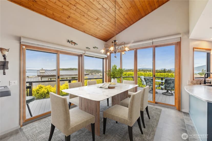 Property photo for 2016 Piper Circle, Anacortes photo 11