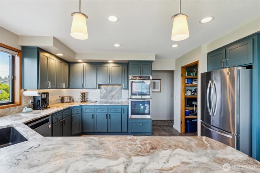 Property photo for 2016 Piper Circle, Anacortes photo 14