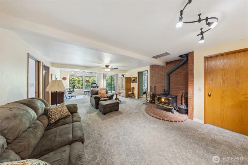 Property photo for 2016 Piper Circle, Anacortes photo 22