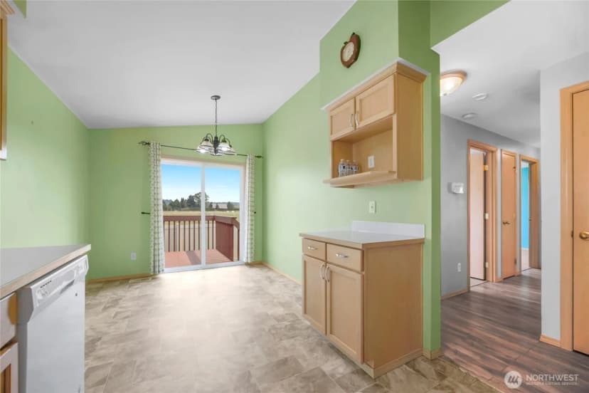 Property photo for 15117 45th Drive Ne, Marysville photo 9