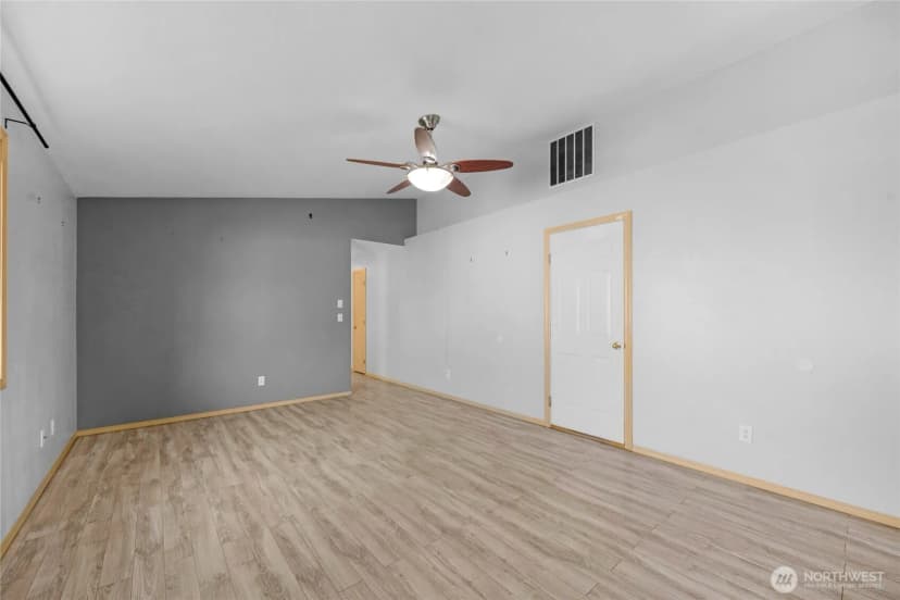 Property photo for 15117 45th Drive Ne, Marysville photo 6