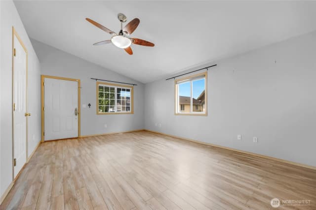Property photo for 15117 45th Drive Ne, Marysville photo 3