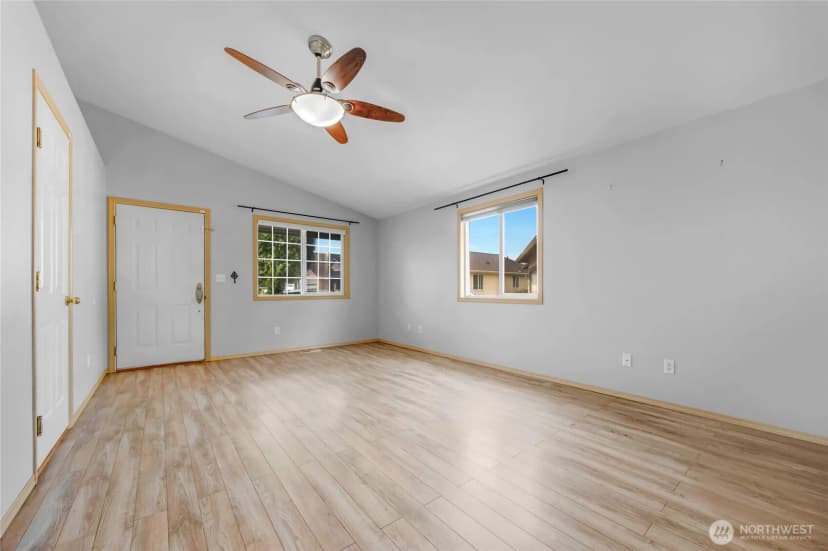 Property photo for 15117 45th Drive Ne, Marysville photo 3