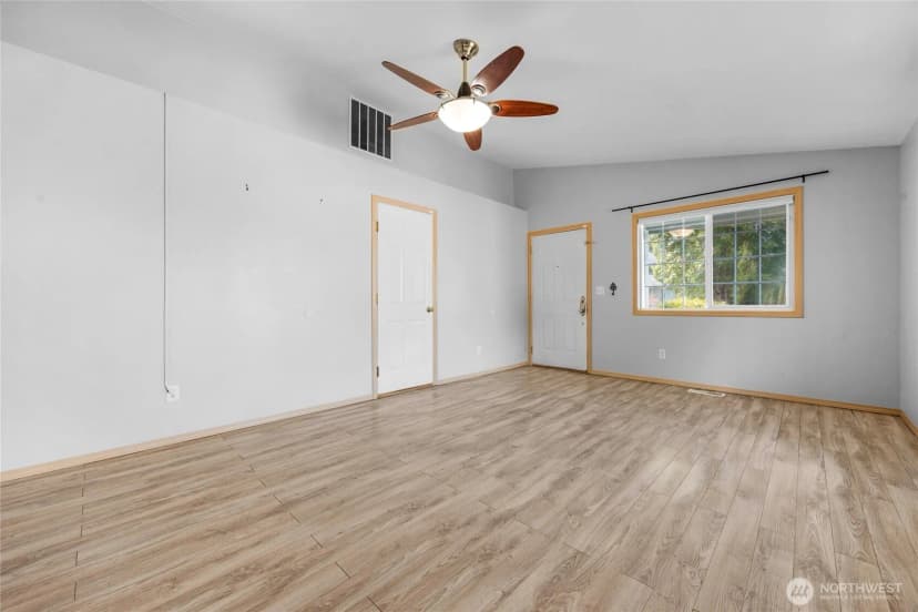 Property photo for 15117 45th Drive Ne, Marysville photo 5