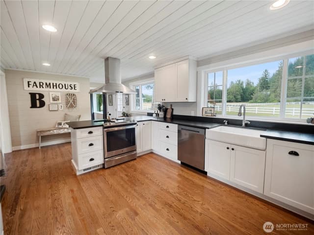 Property photo for 27721 Se 468th Street, Enumclaw photo 2