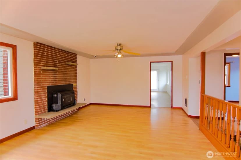 Property photo for 6825 S Lawrence Street, Tacoma photo 5