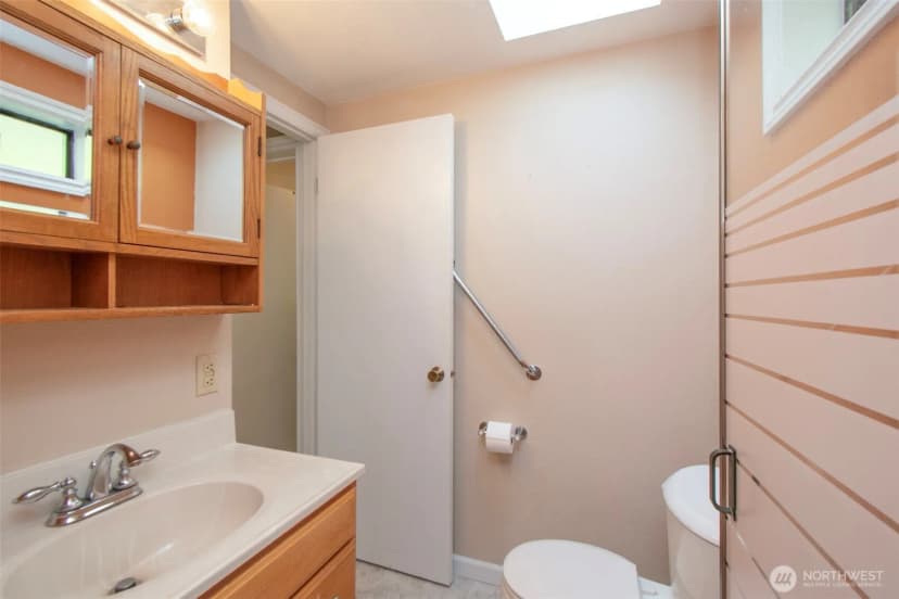 Property photo for 1405 W 10th Street, Port Angeles photo 25