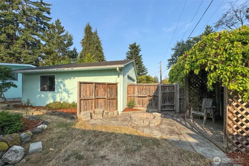 Property photo for 1405 W 10th Street, Port Angeles photo 31